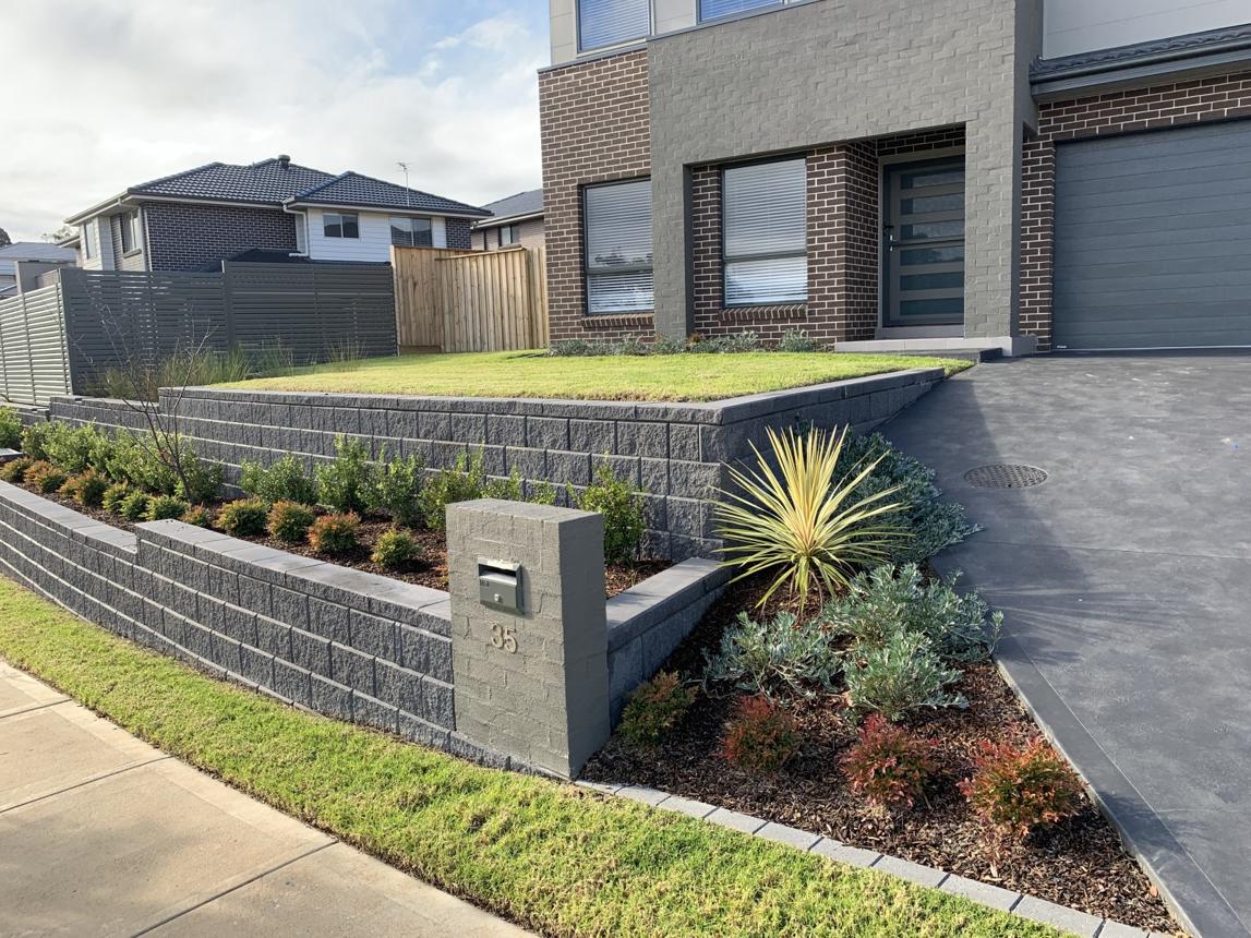Retaining wall construction Melbourne
